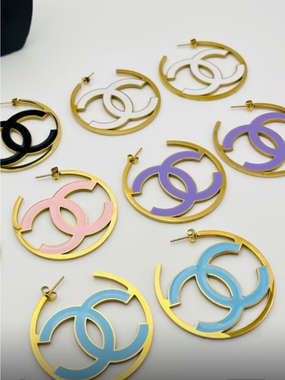 Gold-Plated Interlocking Circle Stud Earrings in Multiple Colors
